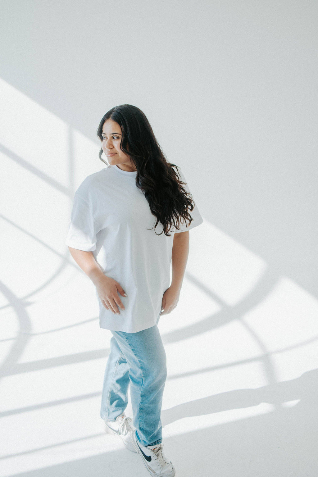 HE RESTORES MY SOUL TEE IN WHITE: 2XL