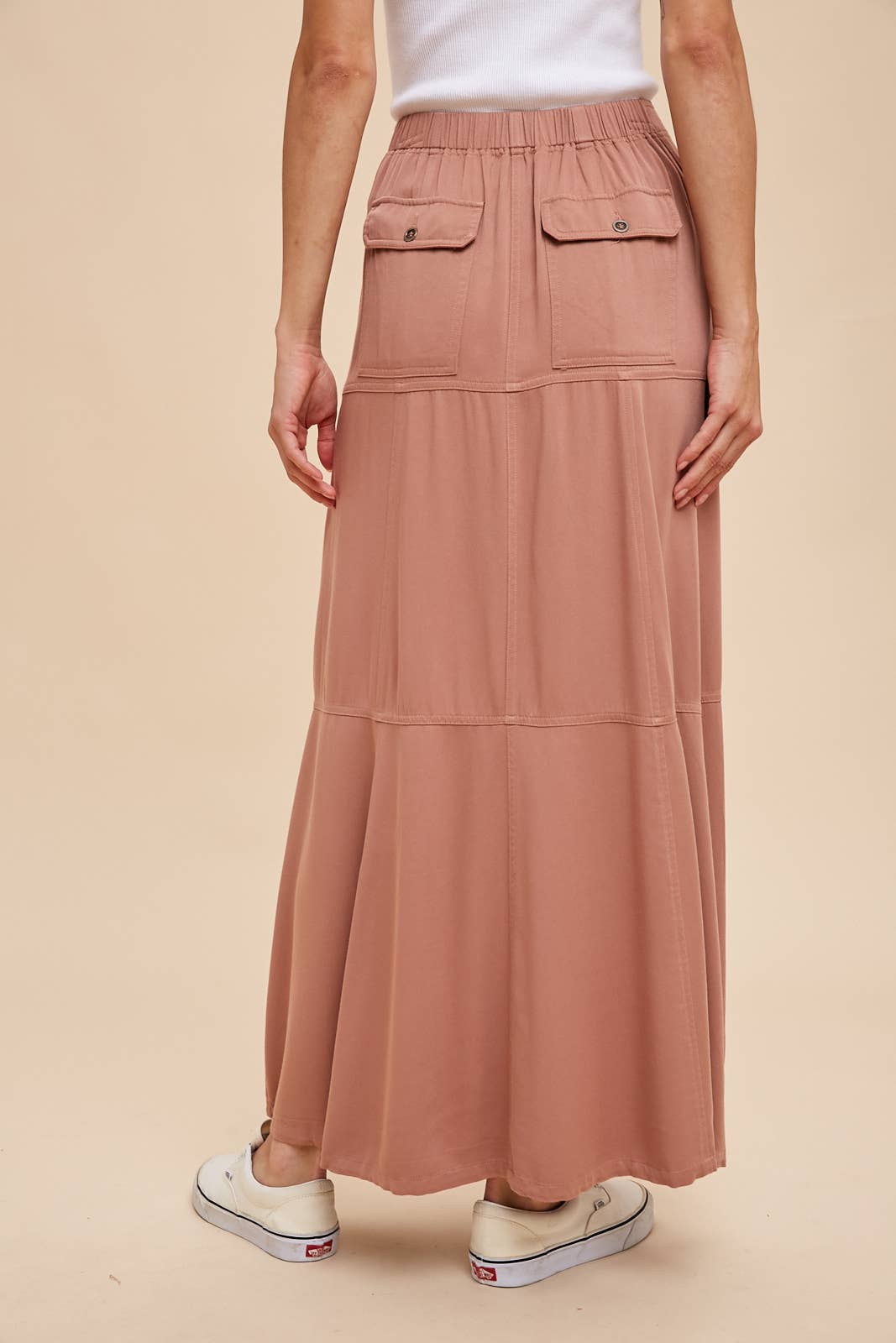 TENCEL TWILL UTILITY MAXI SKIRT WITH GROMMET DETAIL in Latte