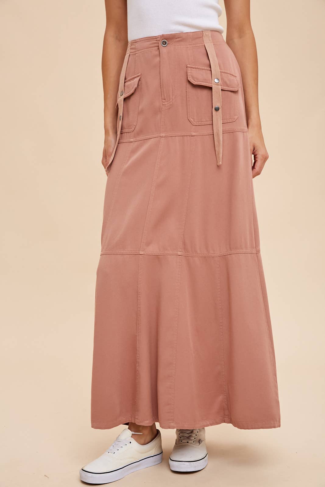TENCEL TWILL UTILITY MAXI SKIRT WITH GROMMET DETAIL in Latte