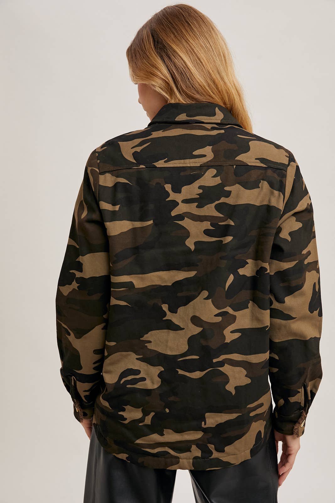 BUTTON DOWN CAMO PRINT SHERPA INNER JACKET OLIVE COMBO / M